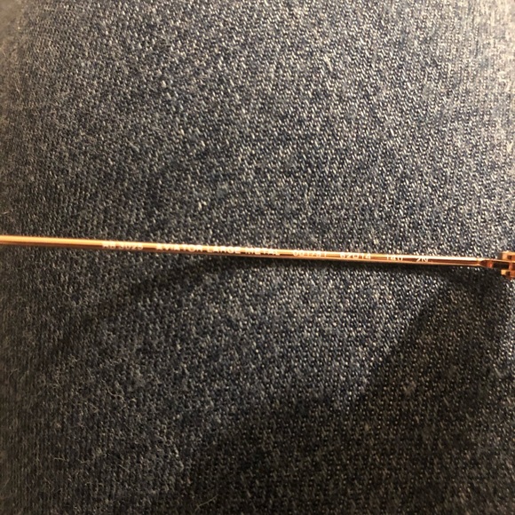 **SOLD** Ray-Ban Large Gradient Aviator Sunglasses - Picture 4 of 7